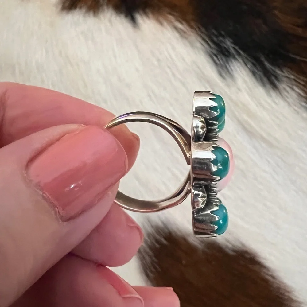 ❤️ Queen Pink Conch & Kingman Turquoise 925 Navajo Style Cluster Ring Size 6.75